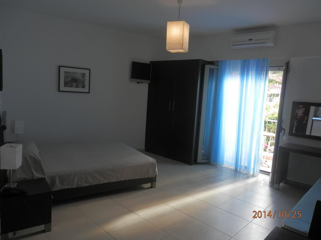 Glaros Hotel Apartment อาเยียกาลินี ห้อง รูปภาพ