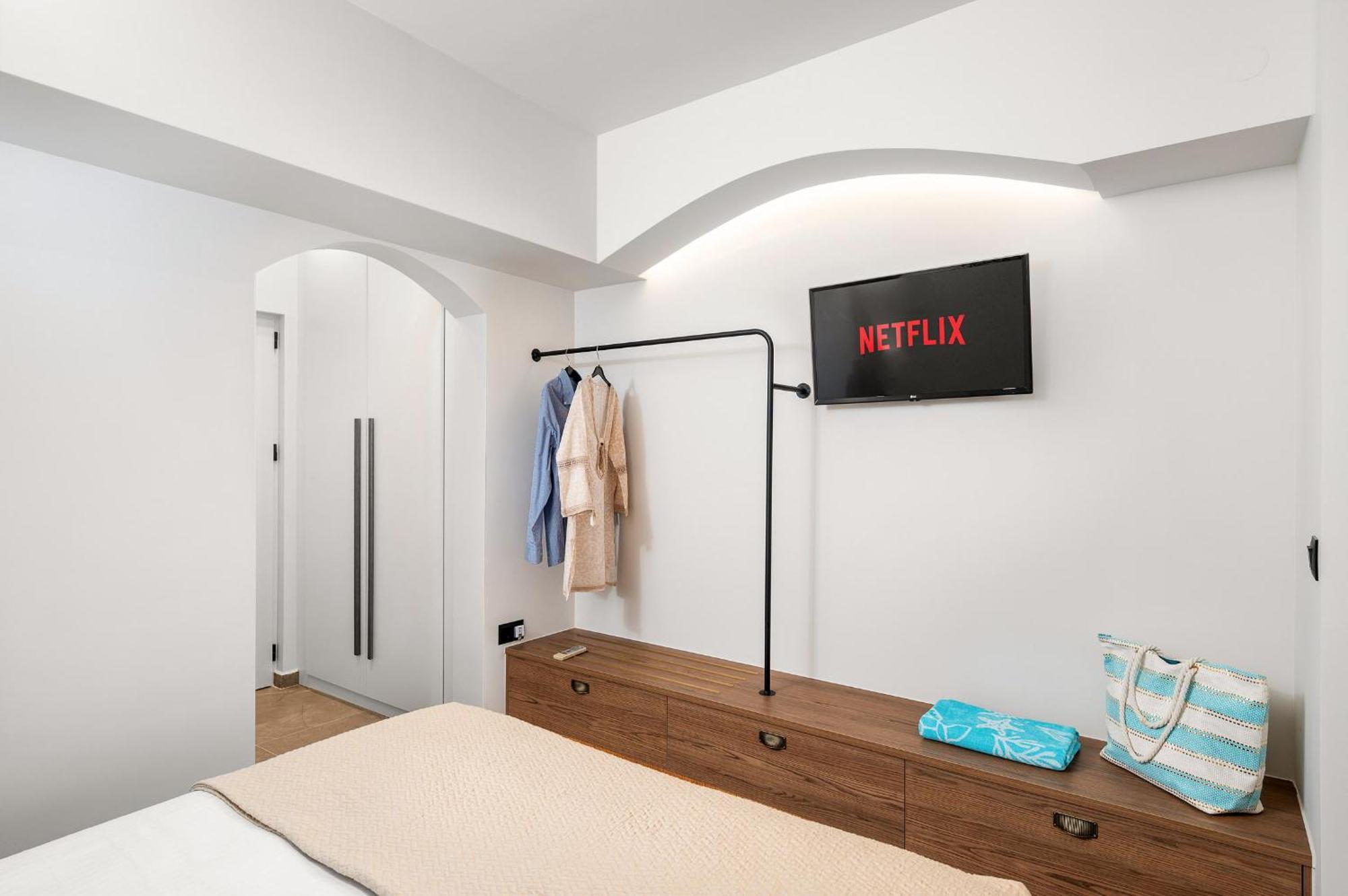 Glaros Hotel Apartment อาเยียกาลินี ภายนอก รูปภาพ