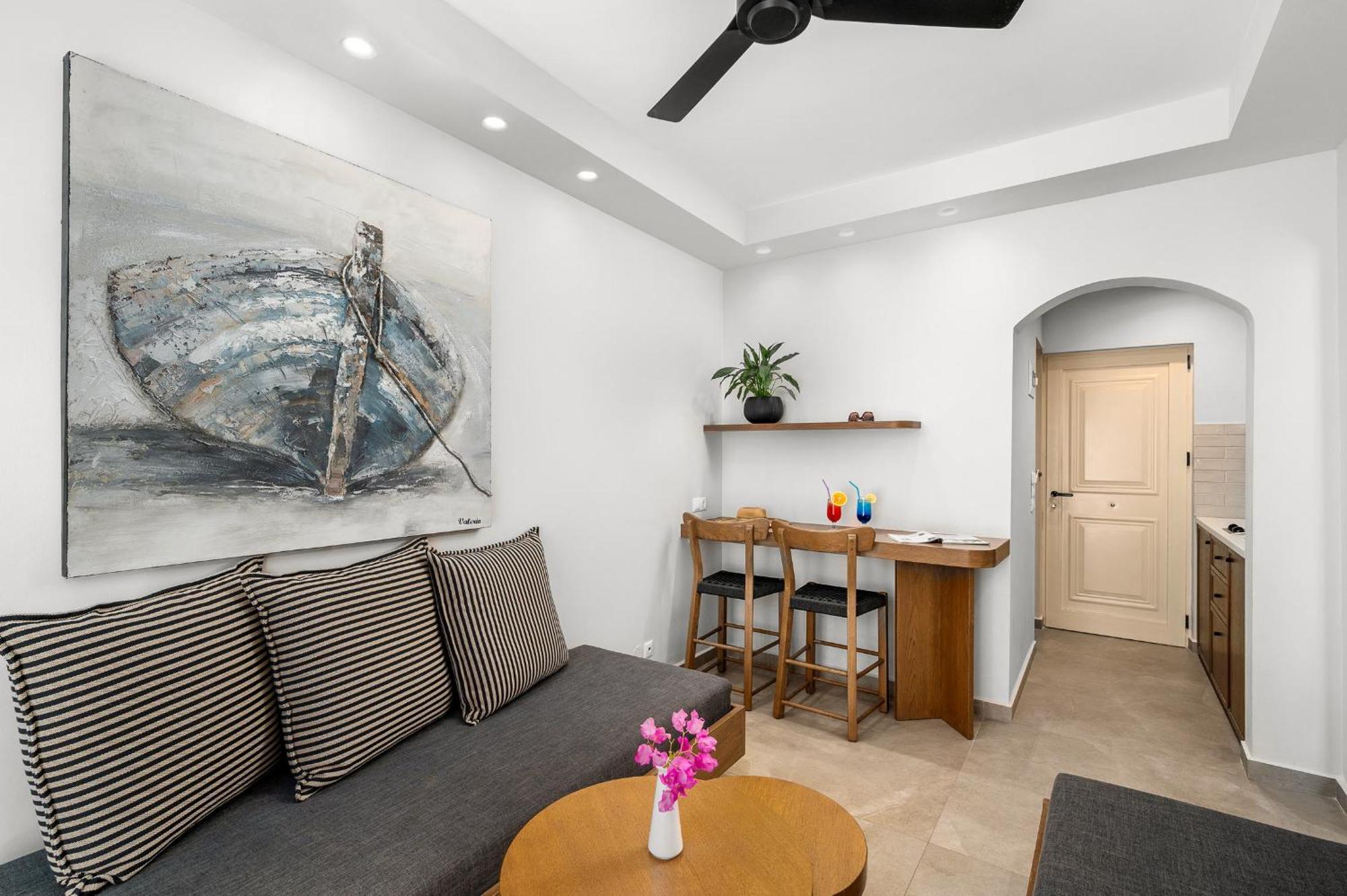 Glaros Hotel Apartment อาเยียกาลินี ภายนอก รูปภาพ