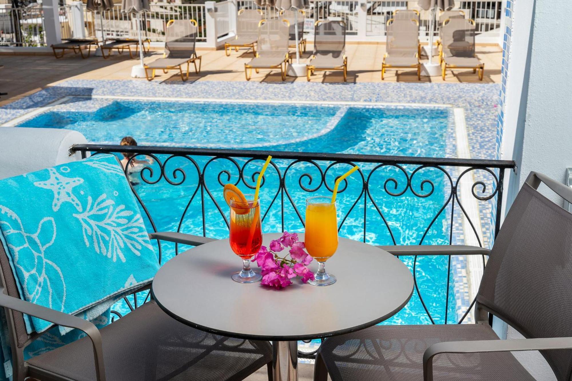 Glaros Hotel Apartment อาเยียกาลินี ภายนอก รูปภาพ